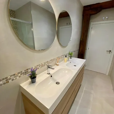 منزل للإقامة En Con Zonas Comunes Compartida Mg بلباو