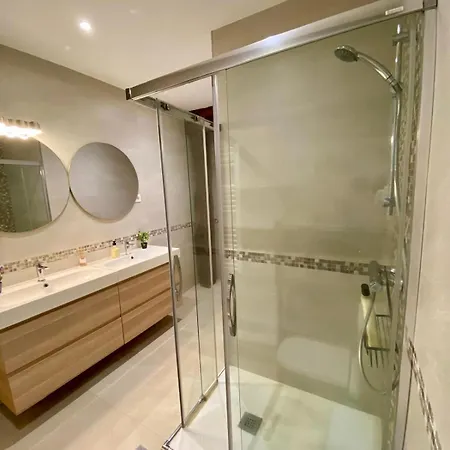 منزل للإقامة En Con Zonas Comunes Compartida Mg بلباو